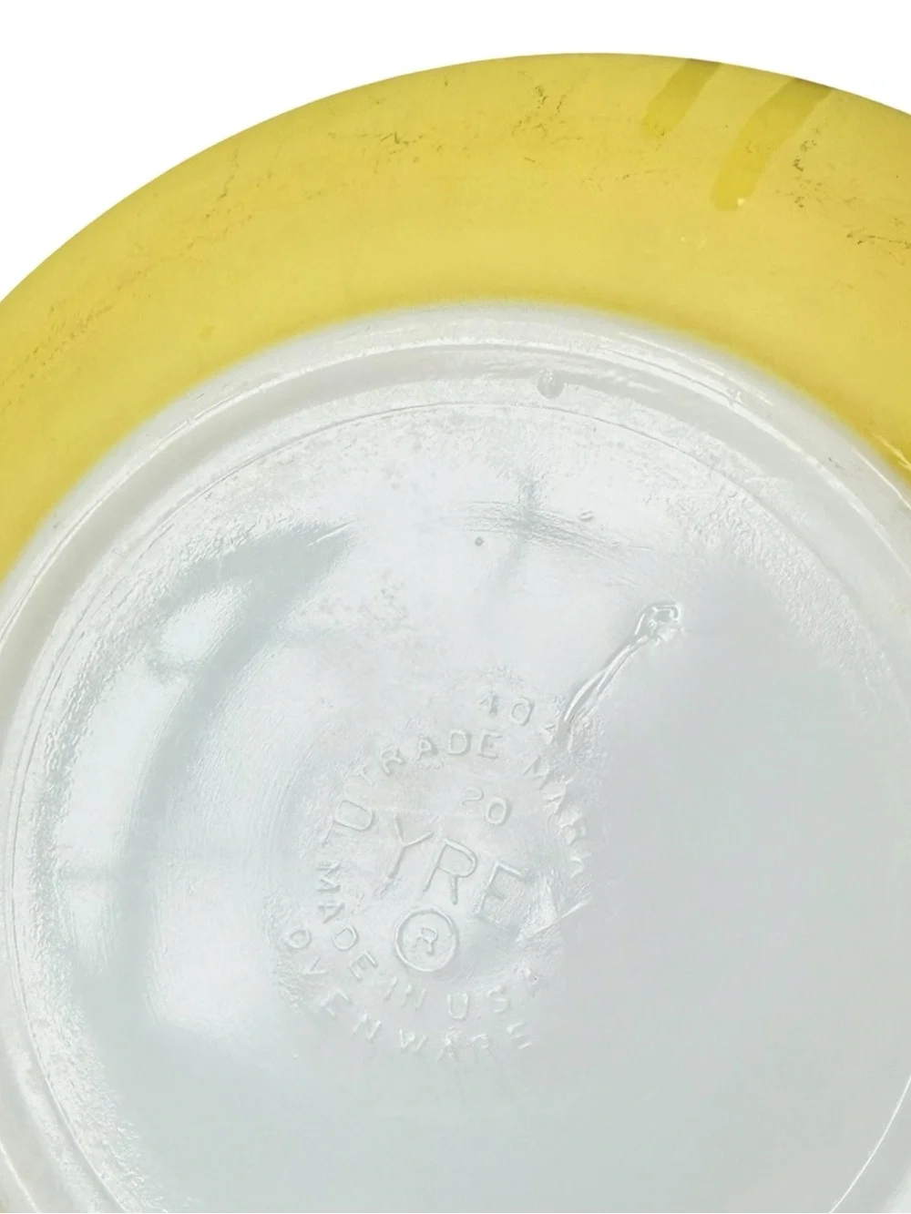 Vintage PYREX 404 Yellow Primary Colors 4 Qt Mixing Bowl USA